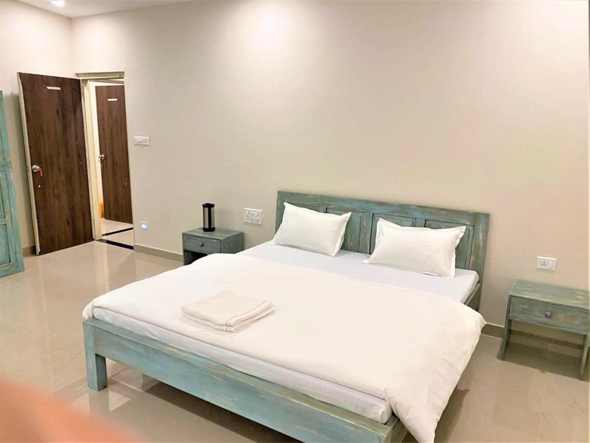 Shikhar Bunglow - A Stunning Valley View Bungalow In Mount Abu Bed and Breakfast Buitenkant foto