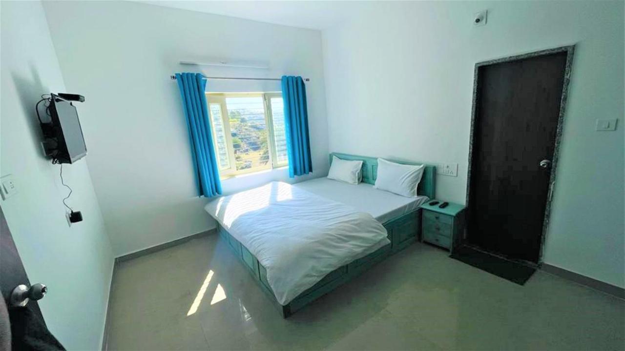 Shikhar Bunglow - A Stunning Valley View Bungalow In Mount Abu Bed and Breakfast Buitenkant foto