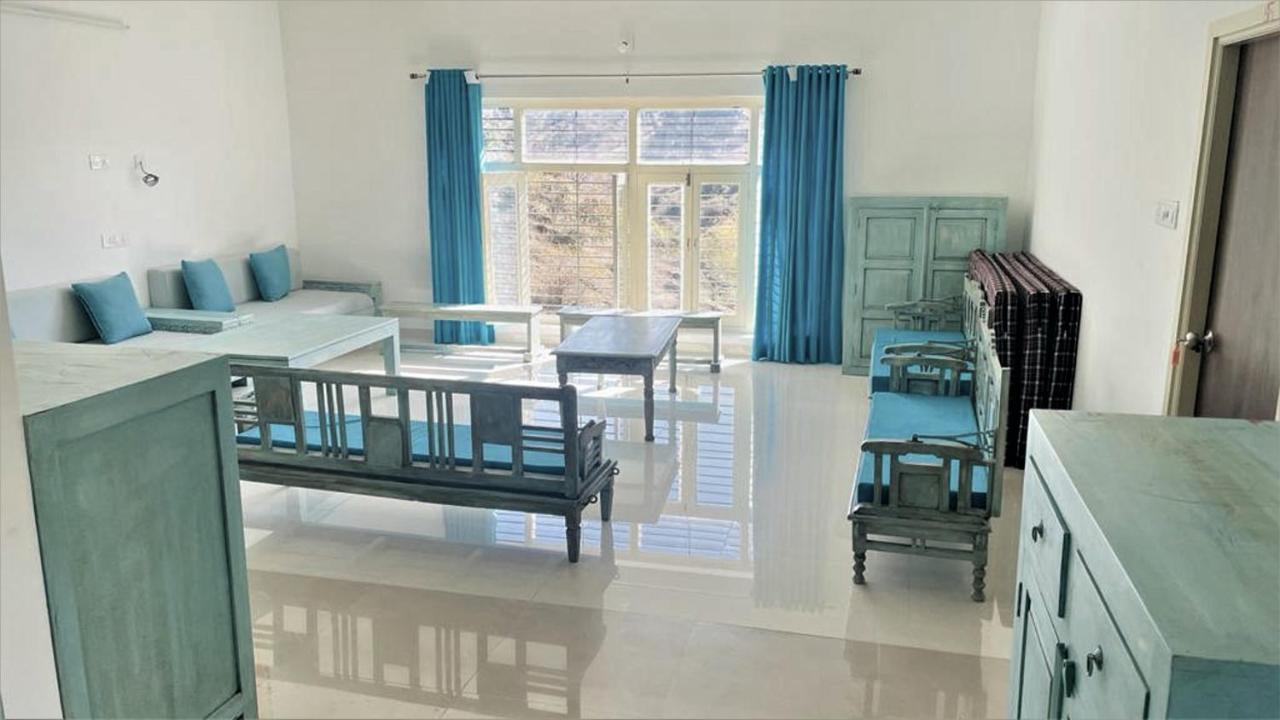 Shikhar Bunglow - A Stunning Valley View Bungalow In Mount Abu Bed and Breakfast Buitenkant foto